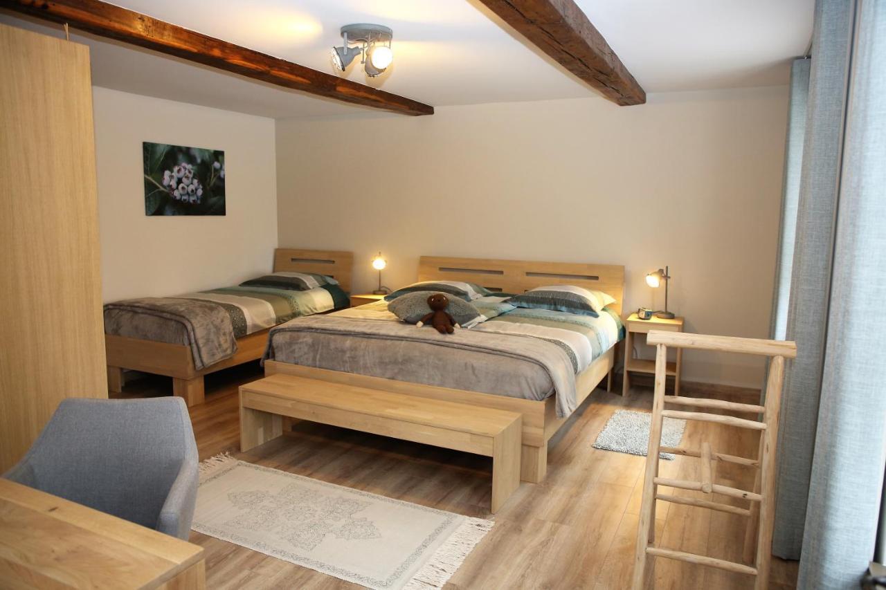 La Croix Bala Villa Signy-le-Petit Luaran gambar
