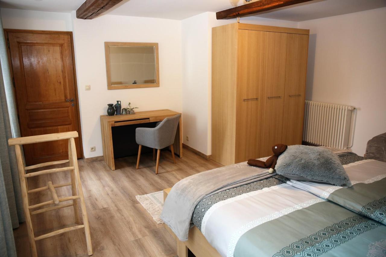 La Croix Bala Villa Signy-le-Petit Luaran gambar