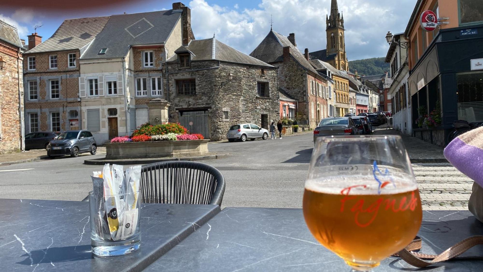 La Croix Bala Villa Signy-le-Petit Luaran gambar